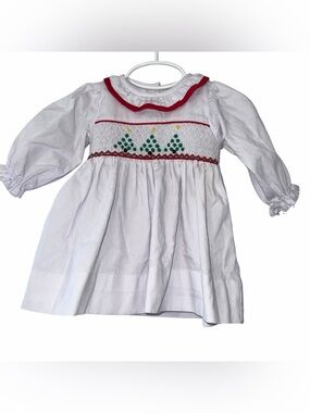The Smocking Bug baby girls white thin wale Christmas tree smocked dress sz 6m